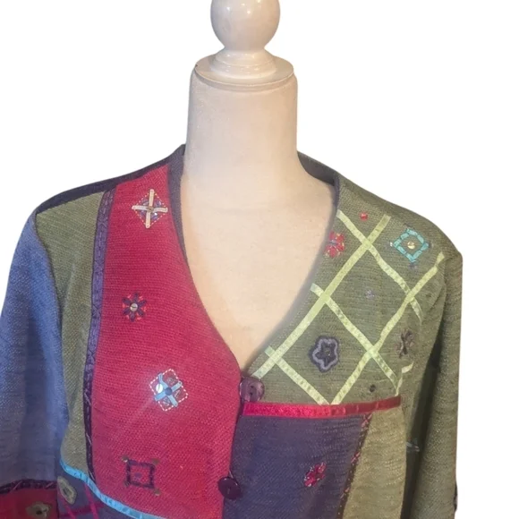 Vtg 90s patchwork Boho embellished Sage/ Fuschia/ button front boxy jacket sz M - Picture 2 of 13
